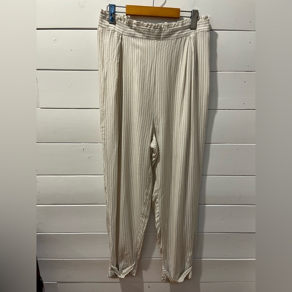 OYSHO Beige & White Striped Pants - Size L